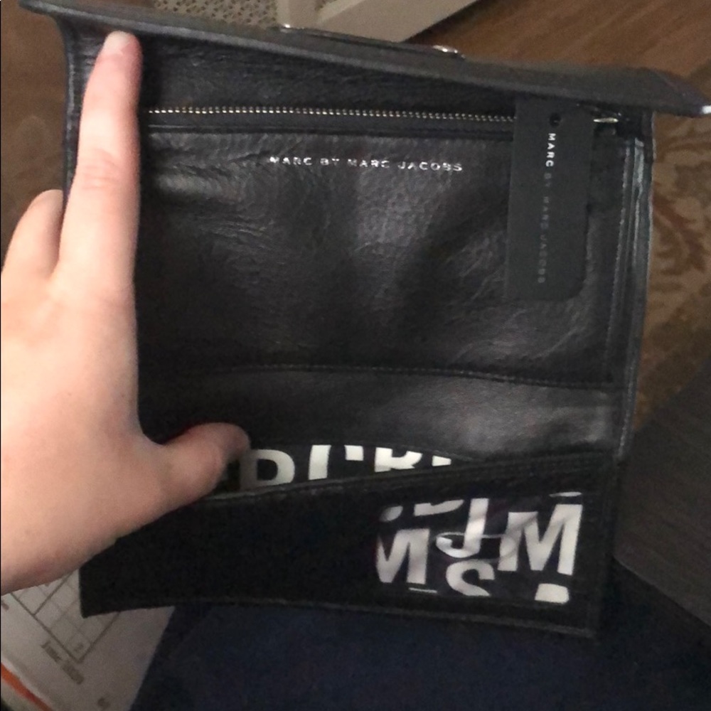 Marc Jacobs Wallet - Picture 7 of 8